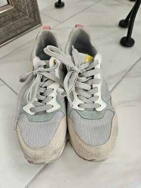 Neutral Religious Comfort Multi-Panel Mesh & Suede Sneakers Size 7
